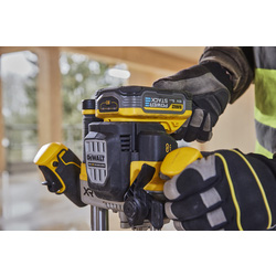 DeWALT DCW620NT-XJ 18V XR accu bovenfrees 18V XR Basic in TSTAK (body)