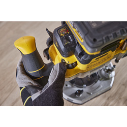 DeWALT DCW620NT-XJ 18V XR accu bovenfrees 18V XR Basic in TSTAK (body)