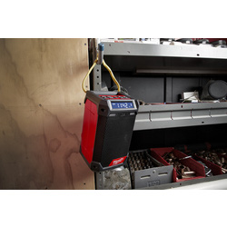 Milwaukee / Milwaukee M12 RCDAB+-0 accu radio/lader DAB+ 8