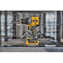 DeWALT DCK2051P2T-QW 18V XR combopack