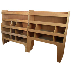 Monstershop / Bedrijfswageninrichting hout met vakken Ford Transit