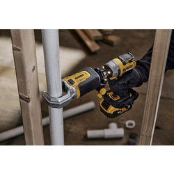 DeWalt impact buizensnijder