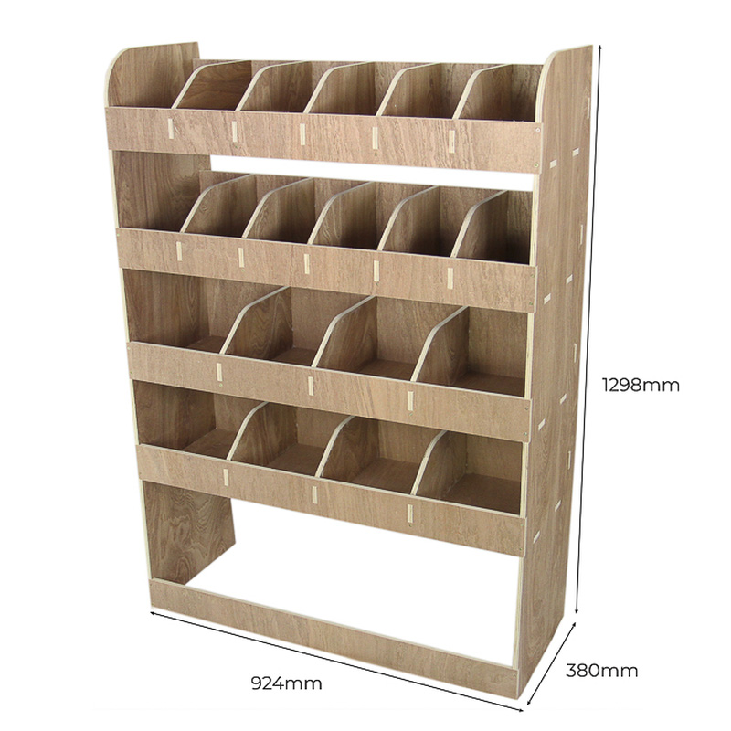 Monstershop / Bedrijfswageninrichting hout met vakken