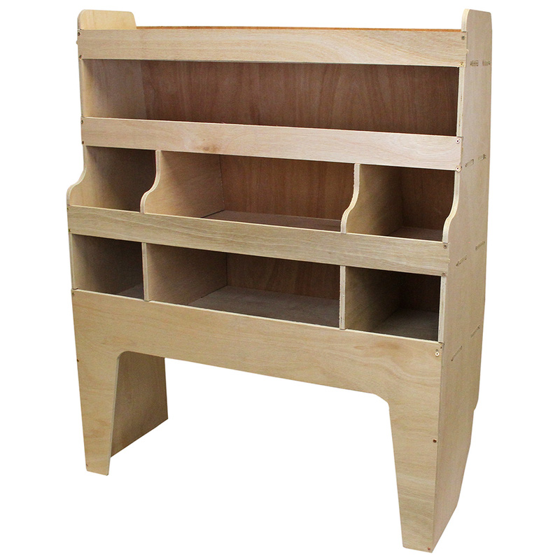 Monstershop / Bedrijfswageninrichting hout met vakken