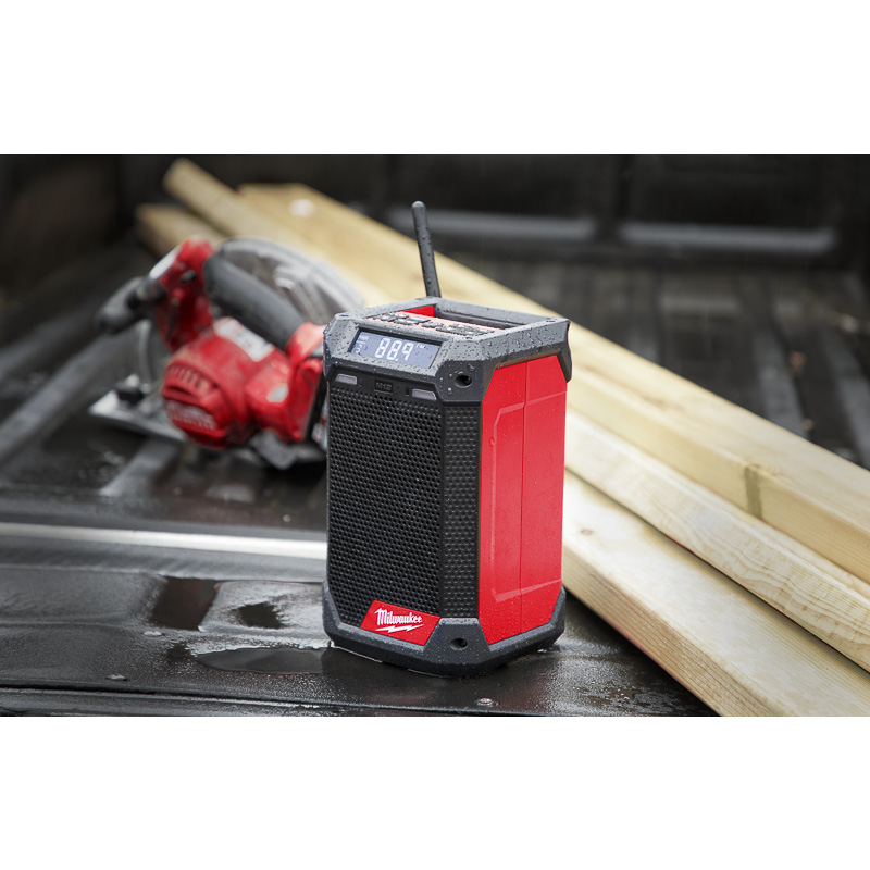 Milwaukee / Milwaukee M12 RCDAB+-0 accu radio/lader DAB+