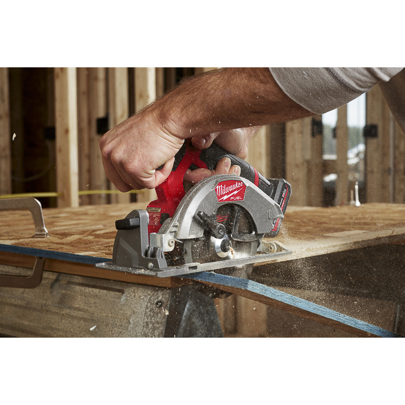 Milwaukee / Milwaukee M12 FCS442-0 FUEL accu compacte cirkelzaagmachine (body)
