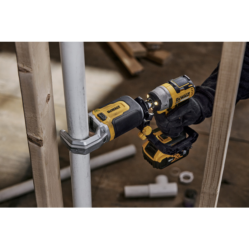 DeWalt impact buizensnijder
