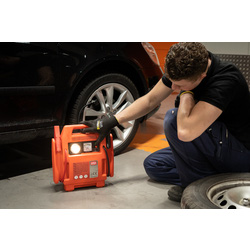 4 in 1 Jumpstarter Powerstation 7