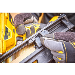 DeWALT / DeWALT DCN930N-XJ 33 18V XR Basic accu constructie tacker enkelshot + bumpfire (body) 8