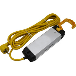 Stanley / Stanley stekkerdoos alu. met haak 3-voudig H05VV-F 3G1.5MM² IP20 2