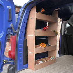 MonsterShop / Bedrijfswageninrichting hout met vakken 5