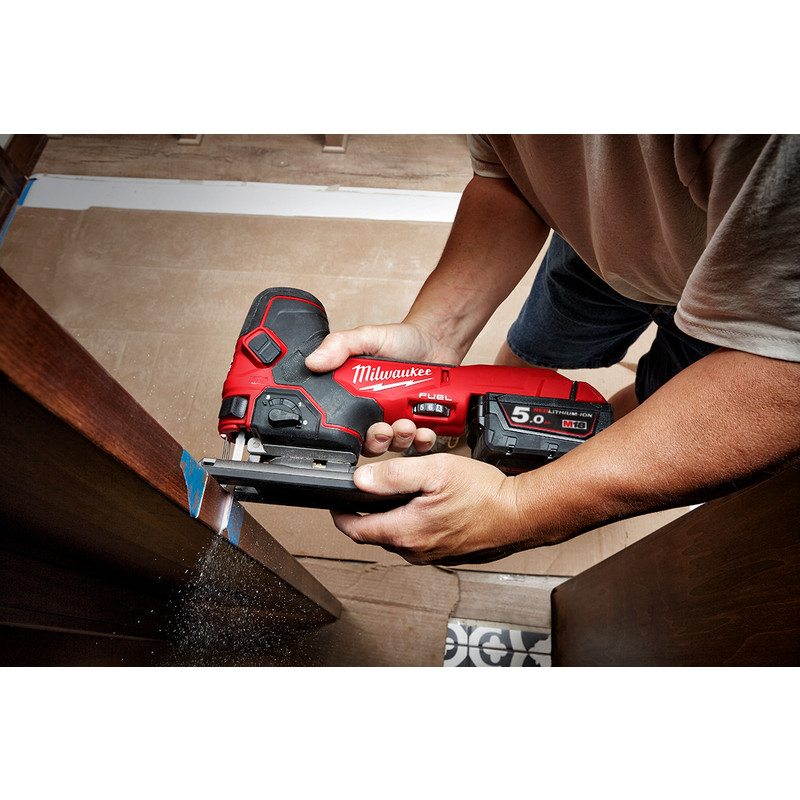 Milwaukee / Milwaukee M18 FUEL FBJS-0X accu decoupeerzaag machine (body)