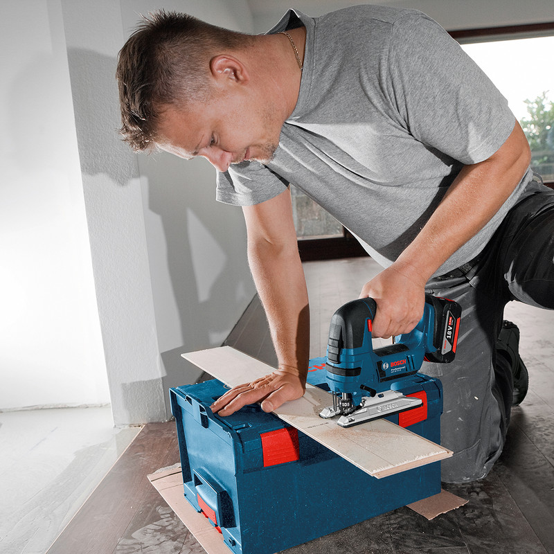 Bosch / Bosch GST 18V-LI B accu decoupeerzaag machine (body)