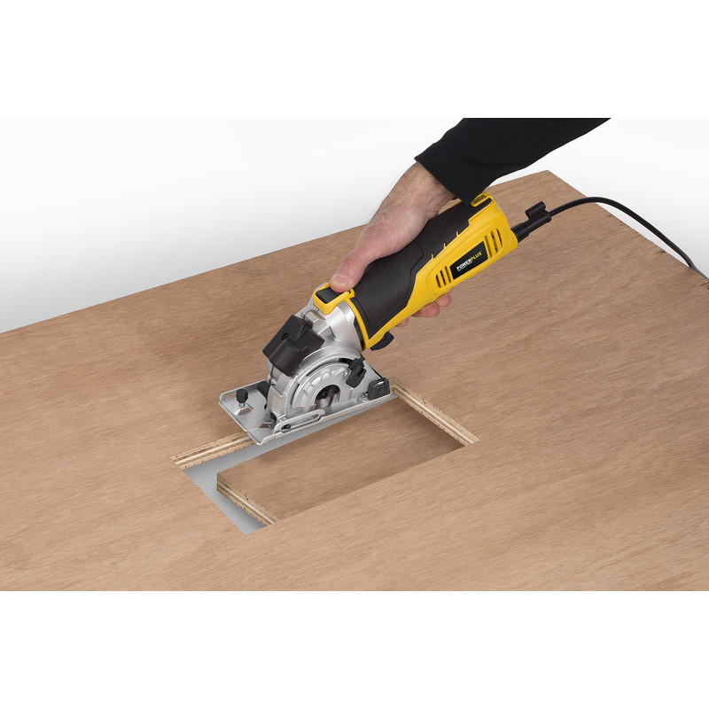 Powerplus / Handcirkelzaagmachine incl. verstekbak