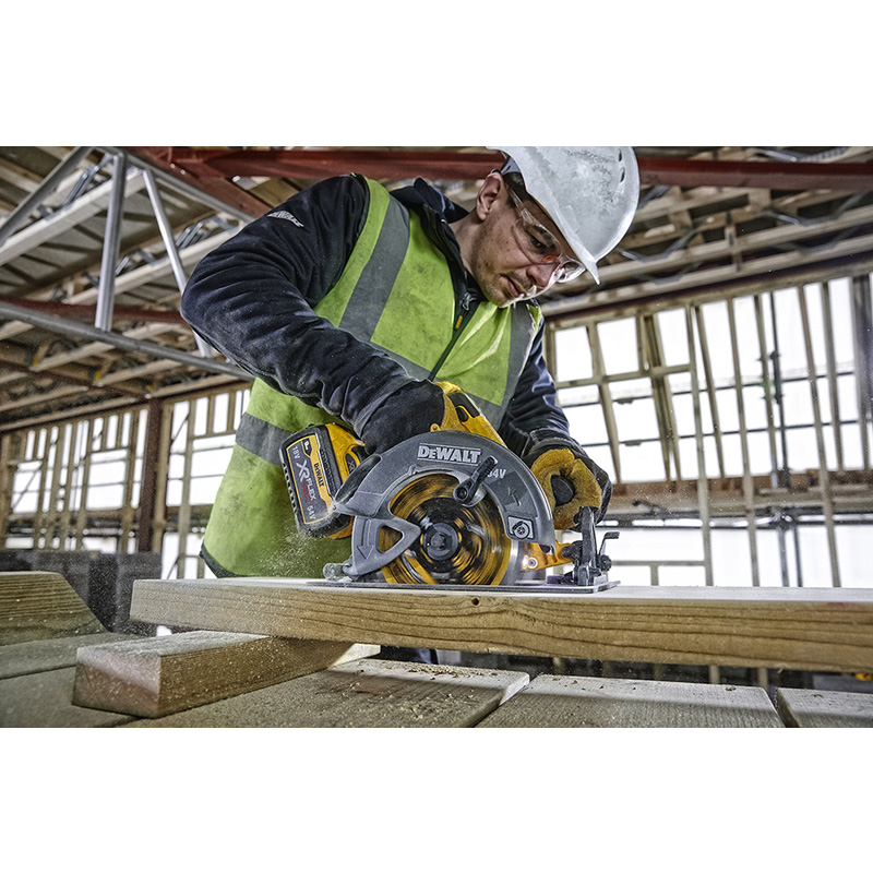 DeWALT / DeWALT DCS578NT-XJ 54V Flexvolt cirkelzaag (body)